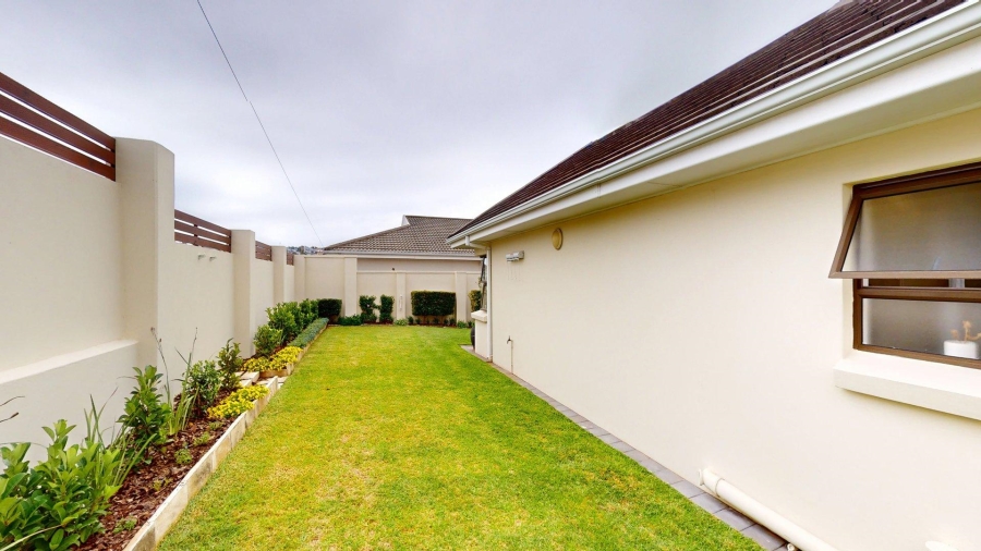 3 Bedroom Property for Sale in Lovemore Park Eastern Cape